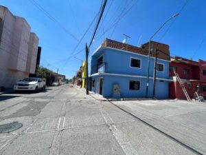 A TODA PRISA EL MUNICIPIO PINTA FACHADAS DE VIVIENDAS PARTICULARES EN FORMA GRATUITA A TODA PRISA EL MUNICIPIO PINTA FACHADAS DE VIVIENDAS PARTICULARES EN FORMA GRATUITA