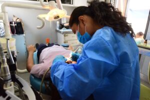 Acercan servicios de salud con unidades médicas móviles Acercan servicios de salud con unidades médicas móviles
