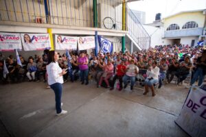 Oposición paga publicidad millonaria para descalificar: Lorena Alfaro Oposición paga publicidad millonaria para descalificar: Lorena Alfaro