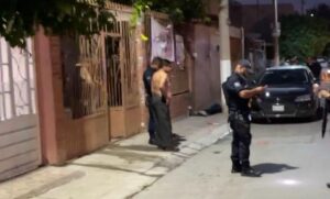 CASI EN FORMA SIMULTÁNEA AGREDEN A MUJER EN SECTOR CENTRO Y A HOMBRE EN ZONA SUR CASI EN FORMA SIMULTÁNEA AGREDEN A MUJER EN SECTOR CENTRO Y A HOMBRE EN ZONA SUR