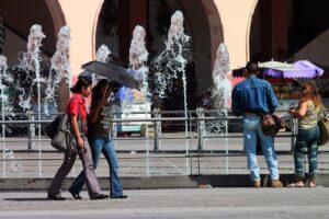 EMITEN RECOMENDACIONES POR SEGUNDA ONDA DE CALOR EMITEN RECOMENDACIONES POR SEGUNDA ONDA DE CALOR