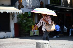 PIDEN A CIUDADANÍA NO BAJAR GUARDIA ANTE EFECTOS DE CALOR PIDEN A CIUDADANÍA NO BAJAR GUARDIA ANTE EFECTOS DE CALOR