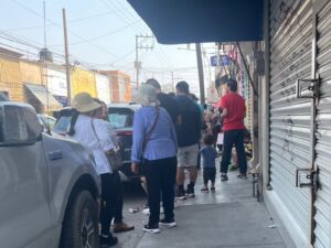 Comerciantes y familias se adueñan de las calles del centro histórico este 10 de mayo Comerciantes y familias se adueñan de las calles del centro histórico este 10 de mayo