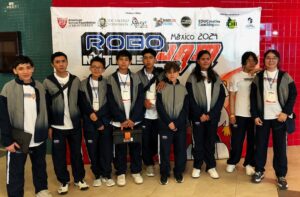 Guanajuatenses obtienen primer lugar nacional en concurso de robótica Guanajuatenses obtienen primer lugar nacional en concurso de robótica
