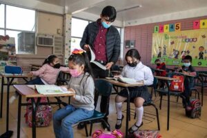 Deserción académica en todos los niveles ha disminuido Deserción académica en todos los niveles ha disminuido