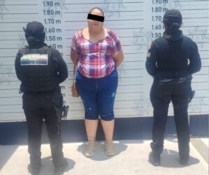 Detienen a falsa inspectora de mercados en Irapuato Detienen a falsa inspectora de mercados en Irapuato