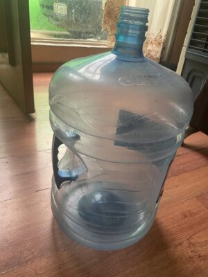 Reportan venta de agua “pirata” sin calidad sanitaria en Salamanca Reportan venta de agua “pirata” sin calidad sanitaria en Salamanca