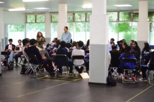 Participan estudiantes visualizando al Irapuato del futuro Participan estudiantes visualizando al Irapuato del futuro