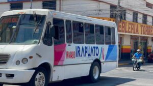 Aumento en el transporte público necesita evaluaciones claras: Obispo de Irapuato Aumento en el transporte público necesita evaluaciones claras: Obispo de Irapuato