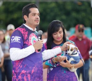 César Prieto recibe evaluaciones mixtas en encuestas de desempeño César Prieto recibe evaluaciones mixtas en encuestas de desempeño