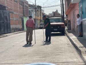 CRECE Y NECESITA ACCIONES DE ATENCIÓN LA POBLACIÓN ADULTA MAYOR, SOBRE TODO EN EL SECTOR CENTRO. ADEMÁS SE SUGIERE ATENDER EL REZAGO SOCIAL CRECE Y NECESITA ACCIONES DE ATENCIÓN LA POBLACIÓN ADULTA MAYOR, SOBRE TODO EN EL SECTOR CENTRO. ADEMÁS SE SUGIERE ATENDER EL REZAGO SOCIAL