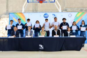 Certifican a estudiantes irapuatenses de CECyTEG en Educación, Capacitación y Empleabilidad Certifican a estudiantes irapuatenses de CECyTEG en Educación, Capacitación y Empleabilidad
