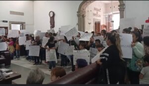 EXIGEN CUMPLIMIENTO DE LA LEY AL MUNICIPIO PARA HIJOS DE DESAPARECIDOS Y DE PERSONAS PRIVADAS DE SU VIDA EXIGEN CUMPLIMIENTO DE LA LEY AL MUNICIPIO PARA HIJOS DE DESAPARECIDOS Y DE PERSONAS PRIVADAS DE SU VIDA
