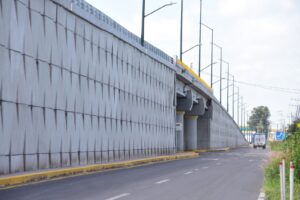 Inauguran gobernador y alcaldesa puente en comunidad La Soledad Inauguran gobernador y alcaldesa puente en comunidad La Soledad