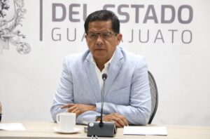 Alcántar pide democracia interna en la elección de la dirigencia estatal del PAN Alcántar pide democracia interna en la elección de la dirigencia estatal del PAN