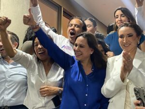 Triunfo de Lorena Alfaro es acreditado por Sala Monterrey Triunfo de Lorena Alfaro es acreditado por Sala Monterrey