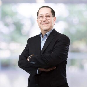 El Doctor Gabriel Cortés Alcalá, asume la titularidad de la Secretaría de Salud de Guanajuato. El Doctor Gabriel Cortés Alcalá, asume la titularidad de la Secretaría de Salud de Guanajuato.
