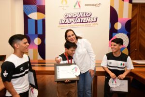 Reconocen a los hermanos Gutiérrez Bermúdez Reconocen a los hermanos Gutiérrez Bermúdez