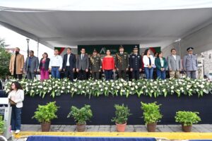 Desfilan 37 contingentes en conmemoración de la Independencia de México Desfilan 37 contingentes en conmemoración de la Independencia de México