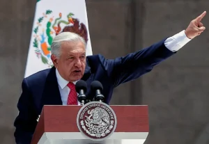 Presenta Andrés Manuel su sexto informe en el Zócalo; “me voy con la conciencia tranquila” Presenta Andrés Manuel su sexto informe en el Zócalo; “me voy con la conciencia tranquila”