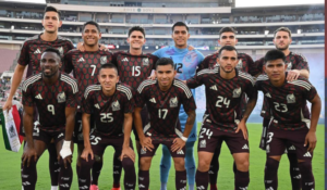 Posibles cambios en la alineación de la Selección Mexicana cuando enfrente a canada. Posibles cambios en la alineación de la Selección Mexicana cuando enfrente a canada.