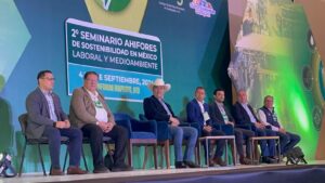 Dar mejores condiciones a trabajadores del sector alimentario; buscan fortalecer al campo guanajuatense Dar mejores condiciones a trabajadores del sector alimentario; buscan fortalecer al campo guanajuatense