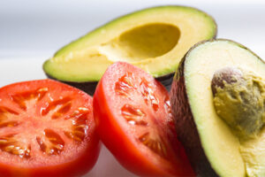 Inflación en 2024: Aumentan los precios de productos básicos como jitomate y aguacate Inflación en 2024: Aumentan los precios de productos básicos como jitomate y aguacate