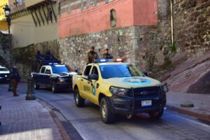 Blindan el Cervantino con 460 elementos municipales Blindan el Cervantino con 460 elementos municipales