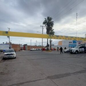Matan a policía municipal afuera de delegación del centro histórico en Irapuato Matan a policía municipal afuera de delegación del centro histórico en Irapuato