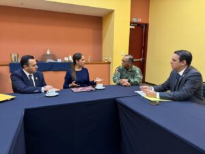 “Nuestros municipios no están solos”; Libia Dennise se reúne con alcaldes tras hechos delictivos en Acámbaro y Jerécuaro “Nuestros municipios no están solos”; Libia Dennise se reúne con alcaldes tras hechos delictivos en Acámbaro y Jerécuaro