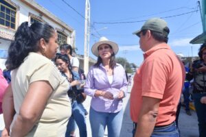 Expone comunidad San Roque sus necesidades a la alcaldesa de Irapuato Expone comunidad San Roque sus necesidades a la alcaldesa de Irapuato