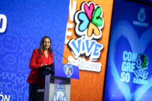 Libia Dennise anuncia nuevo modelo contra adicciones tras salida de Planet Youth Libia Dennise anuncia nuevo modelo contra adicciones tras salida de Planet Youth
