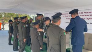 Celebran ascensos grado mayor de elementos del Ejército y GN en Irapuato Celebran ascensos grado mayor de elementos del Ejército y GN en Irapuato