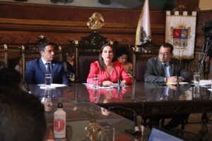 Rogelio Pérez vuelve a Servicios Públicos por continuidad en proyectos; confía en desempeño de Christian Enríquez como suplente Rogelio Pérez vuelve a Servicios Públicos por continuidad en proyectos; confía en desempeño de Christian Enríquez como suplente