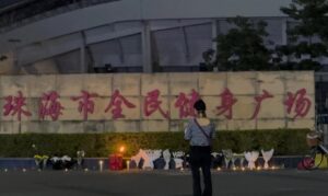 Condenan a muerte a hombre en China por matara 35 personas en embestida Condenan a muerte a hombre en China por matara 35 personas en embestida