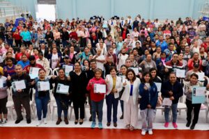 CECyTEG y DIF Estatal transforman familias: 624 graduados en Crianza Positiva CECyTEG y DIF Estatal transforman familias: 624 graduados en Crianza Positiva