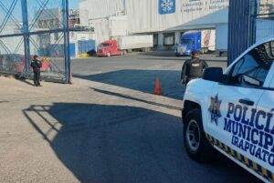 Detiene el Ejército a siete policías de Irapuato Detiene el Ejército a siete policías de Irapuato