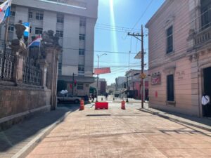 Tras socavón, modernizarán Altamirano con cableado subterráneo Tras socavón, modernizarán Altamirano con cableado subterráneo