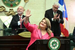 Gobernadora de Puerto Rico solicita apoyo a Trump tras presunta amenaza de invasión por parte de Maduro Gobernadora de Puerto Rico solicita apoyo a Trump tras presunta amenaza de invasión por parte de Maduro