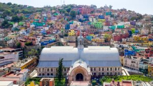 Entregan locales del Mercado Hidalgo a nuevos concesionarios Entregan locales del Mercado Hidalgo a nuevos concesionarios