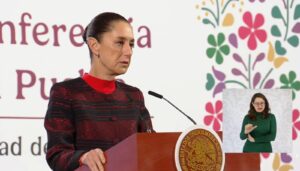 Claudia Sheinbaum propone reforma constitucional para prohibir siembra de maíz transgénico en México Claudia Sheinbaum propone reforma constitucional para prohibir siembra de maíz transgénico en México