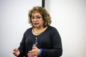 Nombran a Laura Elena Alonso Eguia-Liz como nueva directora del Hospital General de Irapuato Nombran a Laura Elena Alonso Eguia-Liz como nueva directora del Hospital General de Irapuato