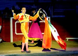 Se inventó una faena para triunfar con 2 orejas en su despedida de León Se inventó una faena para triunfar con 2 orejas en su despedida de León