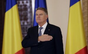 Renuncia el presidente de Rumanía para evitar crisis política antes de las elecciones de mayo Renuncia el presidente de Rumanía para evitar crisis política antes de las elecciones de mayo