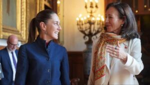 Banco Santander anunciará inversión de 2 mil millones de dólares en México: Sheinbaum Banco Santander anunciará inversión de 2 mil millones de dólares en México: Sheinbaum