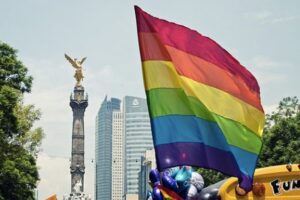 Comunidad LGBTI+ en alerta: posibles nexos entre Trump y ultraconservadores mexicanos Comunidad LGBTI+ en alerta: posibles nexos entre Trump y ultraconservadores mexicanos