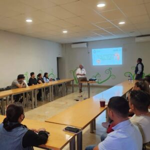 INICIARON CAPACITACIONES PARA MANEJO DE ALIMENTOS DEL MAR Y PARA PRIMEROS AUXILIOS INICIARON CAPACITACIONES PARA MANEJO DE ALIMENTOS DEL MAR Y PARA PRIMEROS AUXILIOS