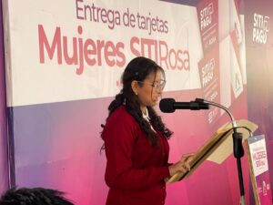 Paulina destina su ahorro en SITIpago para comprar medicamentos a su padre Paulina destina su ahorro en SITIpago para comprar medicamentos a su padre