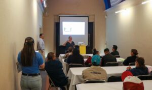 Capacitan a Comerciantes en el «Desarrollo de Habilidades para la Atención al Cliente» Capacitan a Comerciantes en el «Desarrollo de Habilidades para la Atención al Cliente»