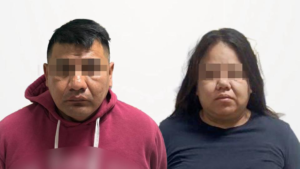 Detienen a policías de Salamanca en Irapuato; hallan armas y drogas en su domicilio Detienen a policías de Salamanca en Irapuato; hallan armas y drogas en su domicilio